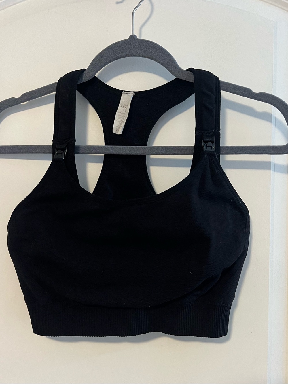 Ingrid & Isabel Seamless Racerback Nursing Sports Bra